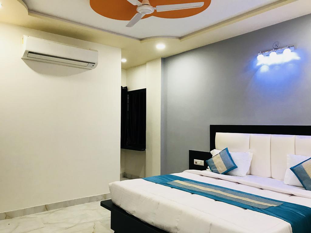 Hotel Aaradhya Residency Agra  Exterior foto