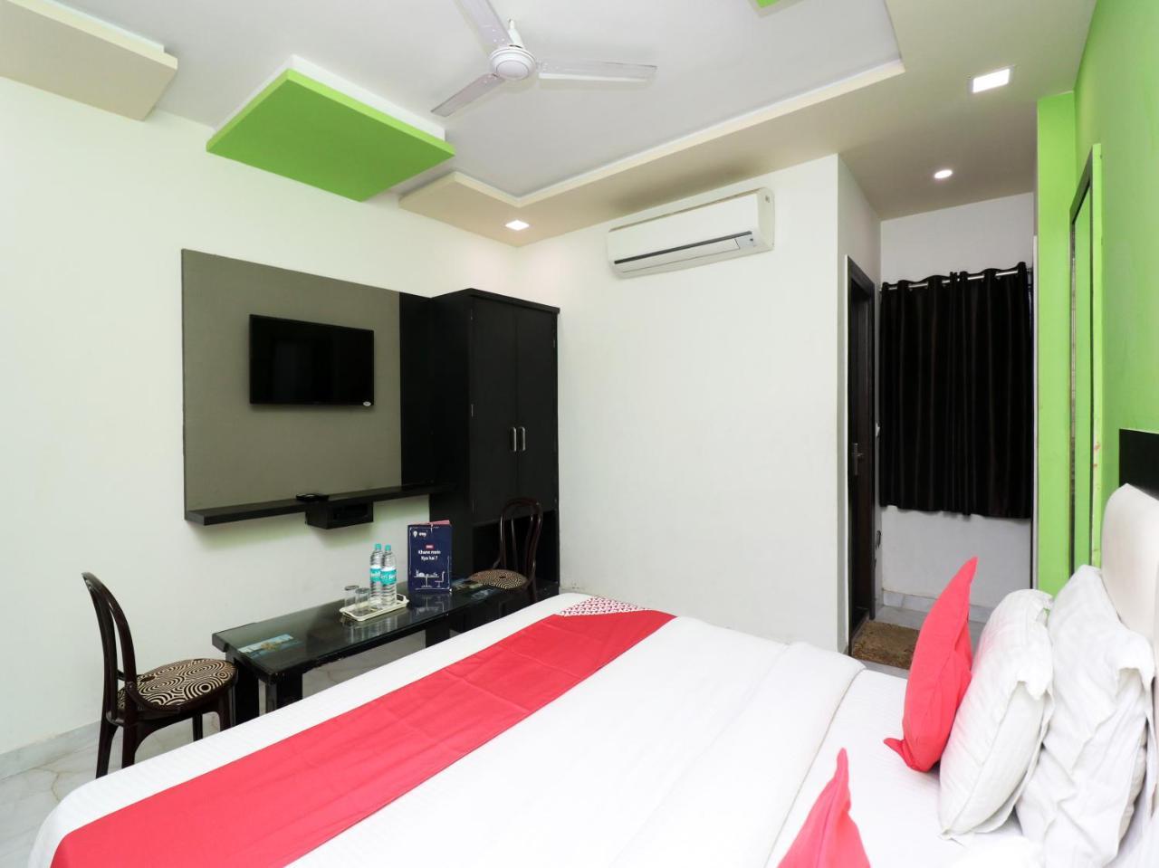 Hotel Aaradhya Residency Agra  Exterior foto
