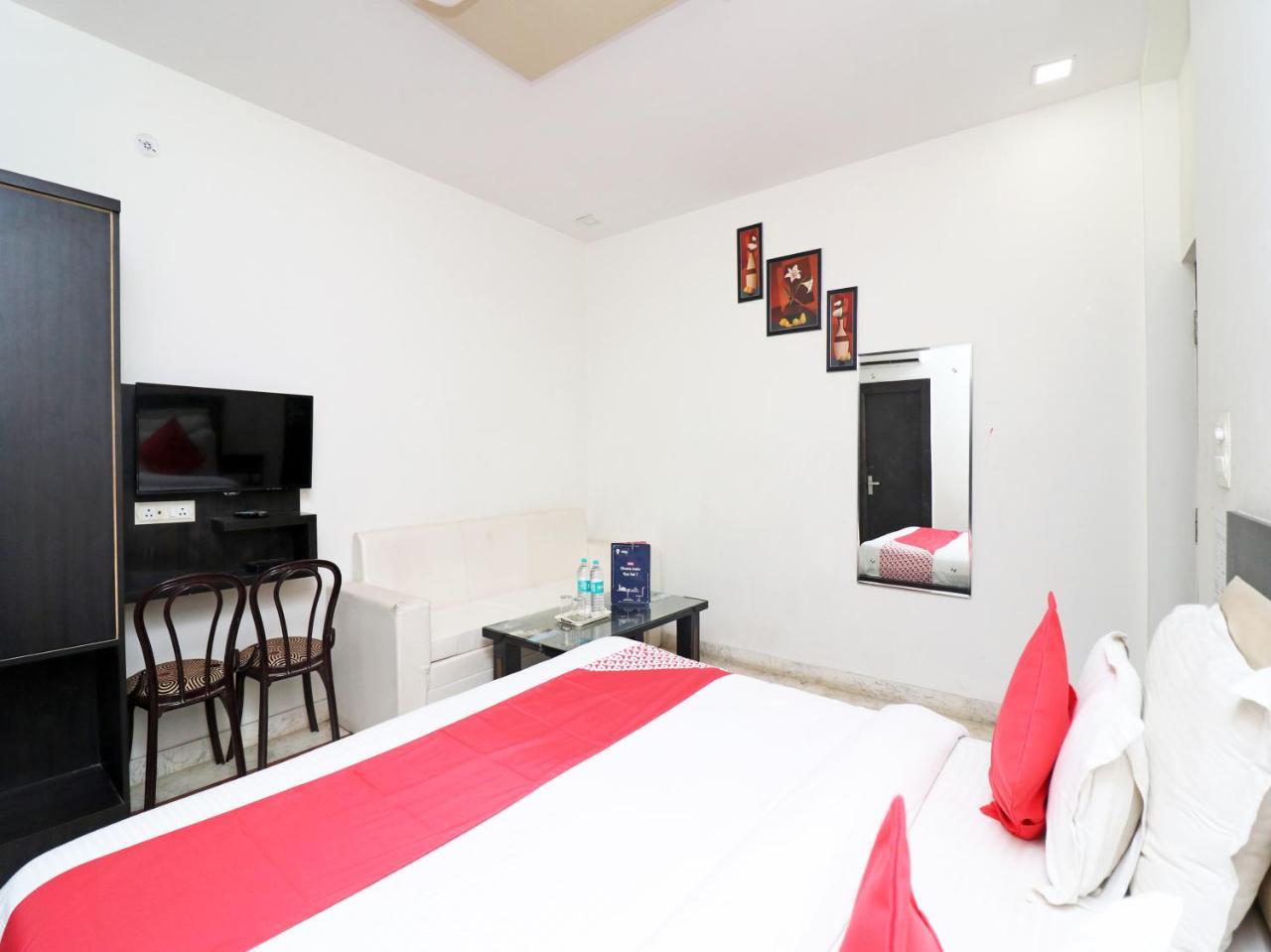 Hotel Aaradhya Residency Agra  Exterior foto
