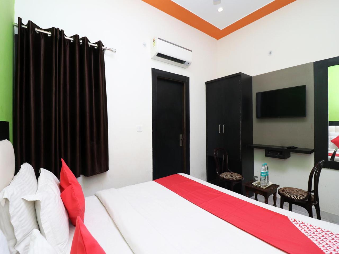 Hotel Aaradhya Residency Agra  Exterior foto