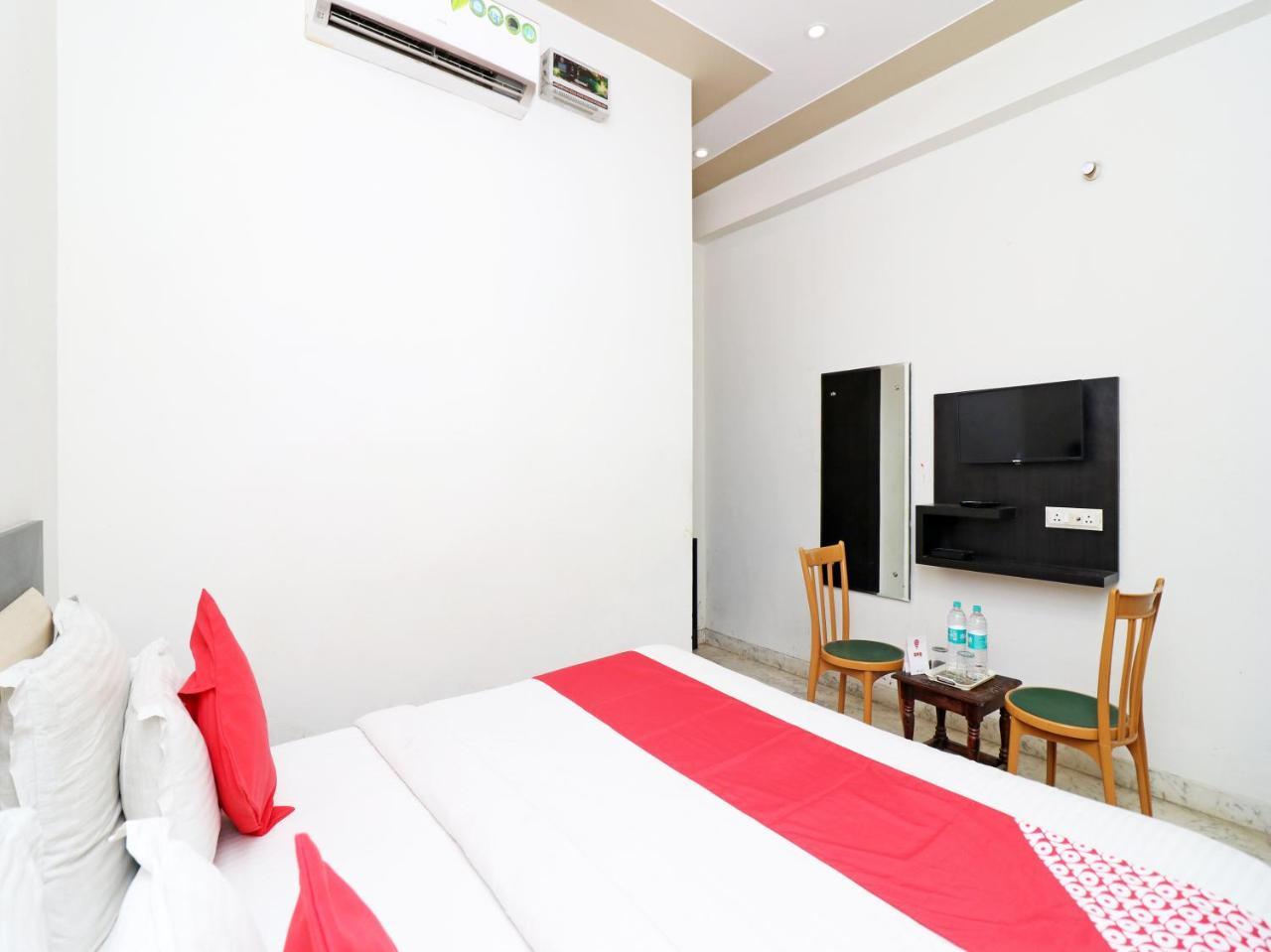 Hotel Aaradhya Residency Agra  Exterior foto