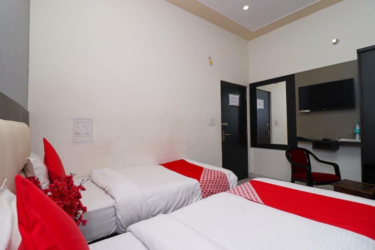 Hotel Aaradhya Residency Agra  Exterior foto